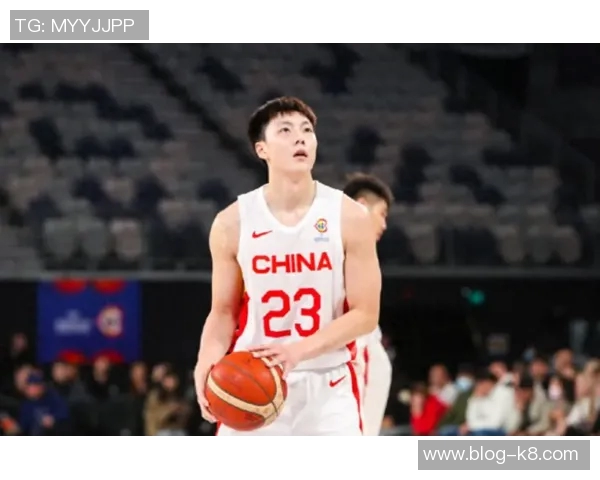 胡明轩末节发力连得11分助球队锁定胜局贡献全面数据正负值显著提升 胡明轩末节发力连得11分助球队锁定胜局贡献全面数据正负值显著提升